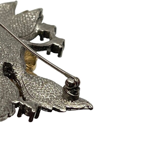 Vintage Avon Festive Floral Brooch Pin Faux Pearl Red Rhinestones - Picture 9 of 13